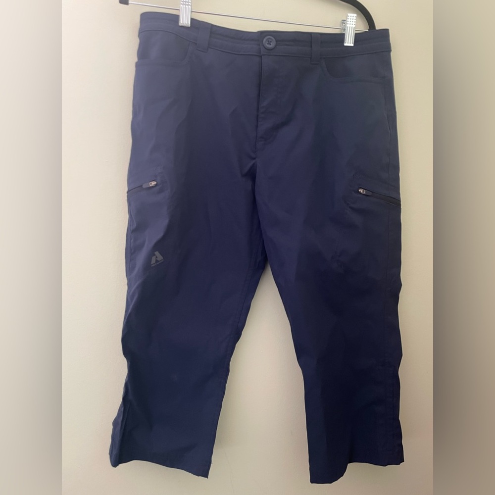 Women’s Eddie Bauer Outdoor Hiking Capris Pants zippered pockets 12 Mid-rise